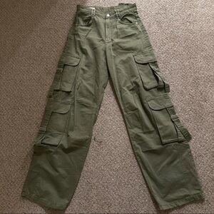 New Zara Khaki Green Cargo Pants with Adjustable Waist #streetwear